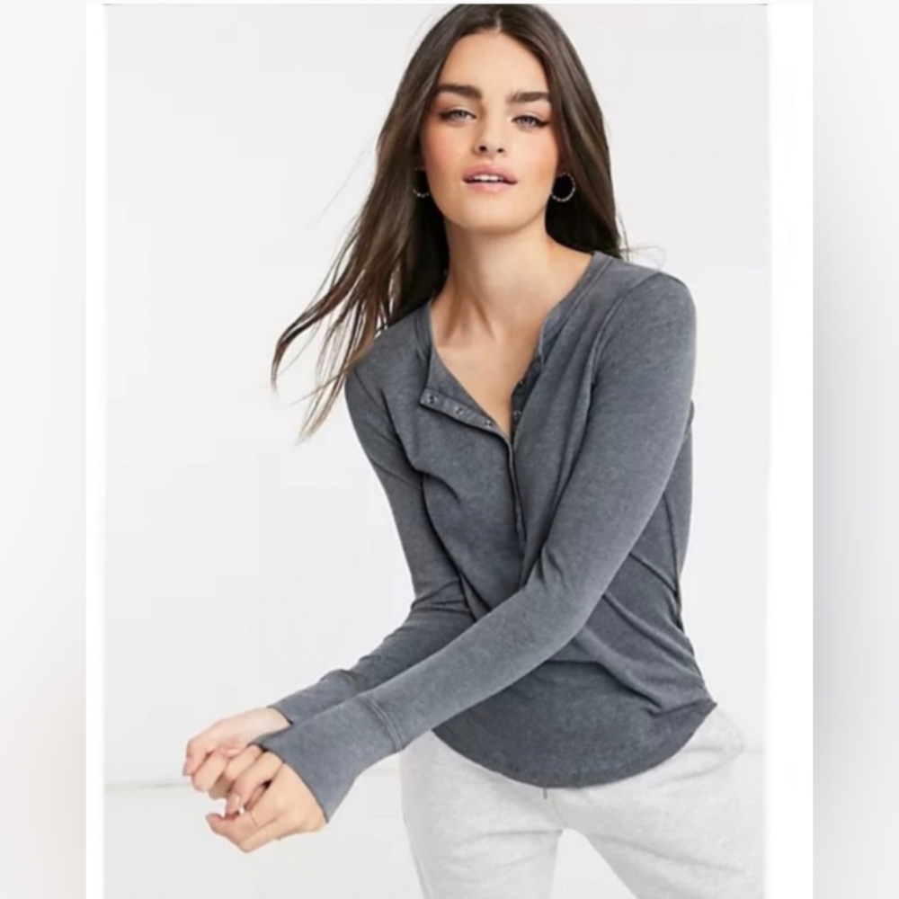 Aerie Gray Waffle Ribbed Fitted Henley Long Sleeve Top Tee Thermal Size Large